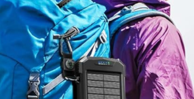 Stay Connected Anywhere: The Ultimate Guide to BLAVOR Solar Charger Power Bank 10,000mAh